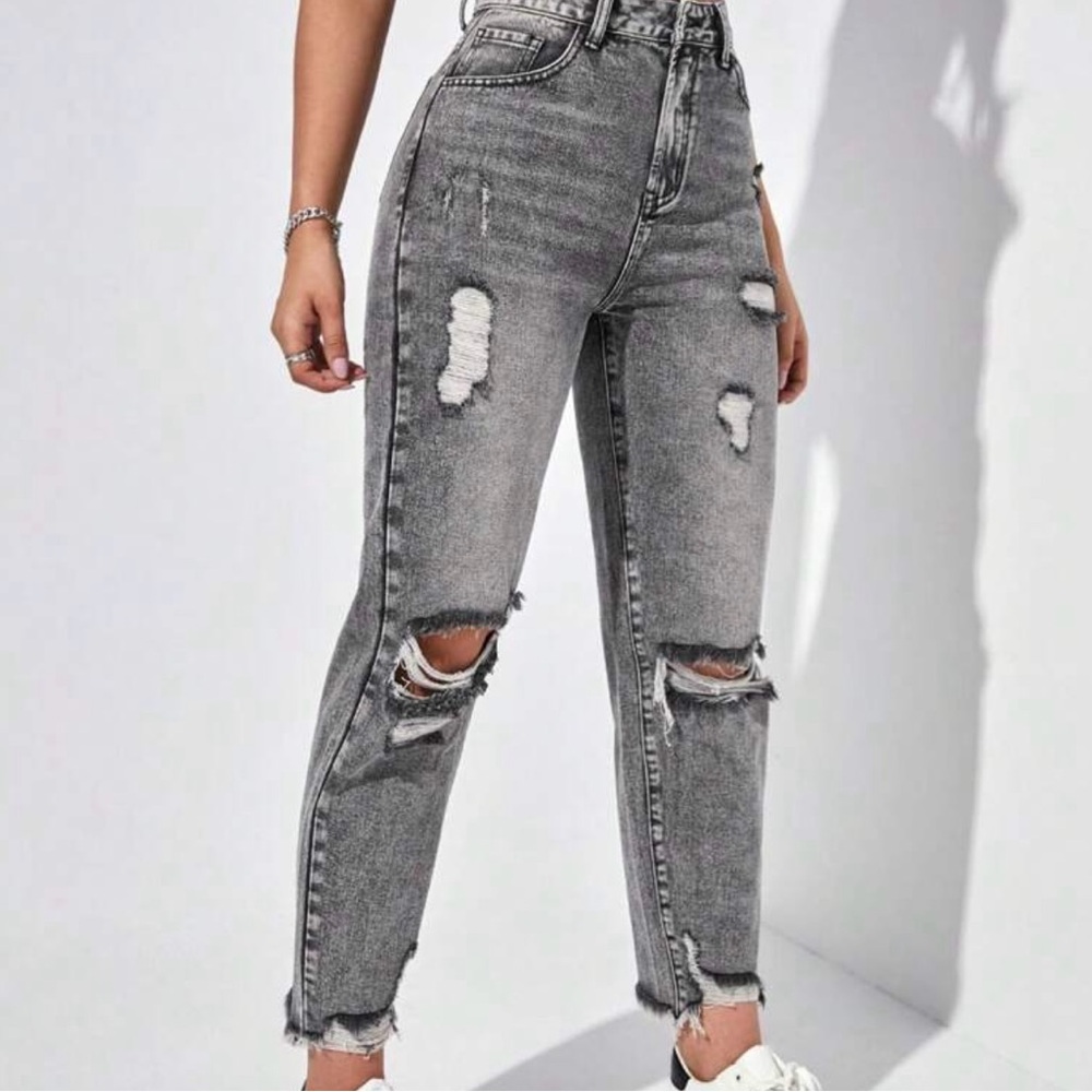 Distressed Gray Women's Jeans